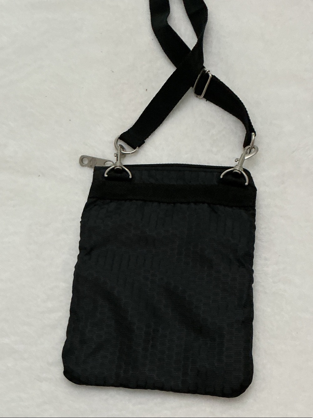 Harley-Davidson Black Crossbody Pouch with White & Red Logo - Picture 4 of 8